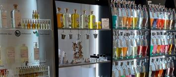 Perfumhada revoluciona el mercado: la única franquicia de perfumería a granel que permite intensificar perfumes al instante