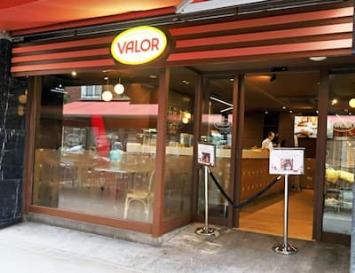 Chocolates Valor continúa su expansión con su primera chocolatería en Bilbao 