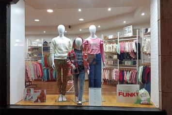 Grupo Reprepol inaugura en Cuenca una nueva tienda de moda infantil