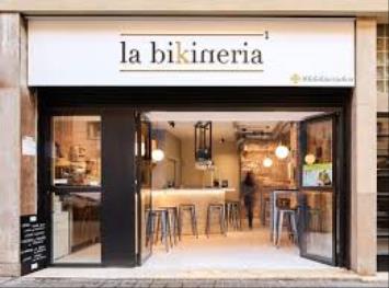 fachada franquicia La Bikineria